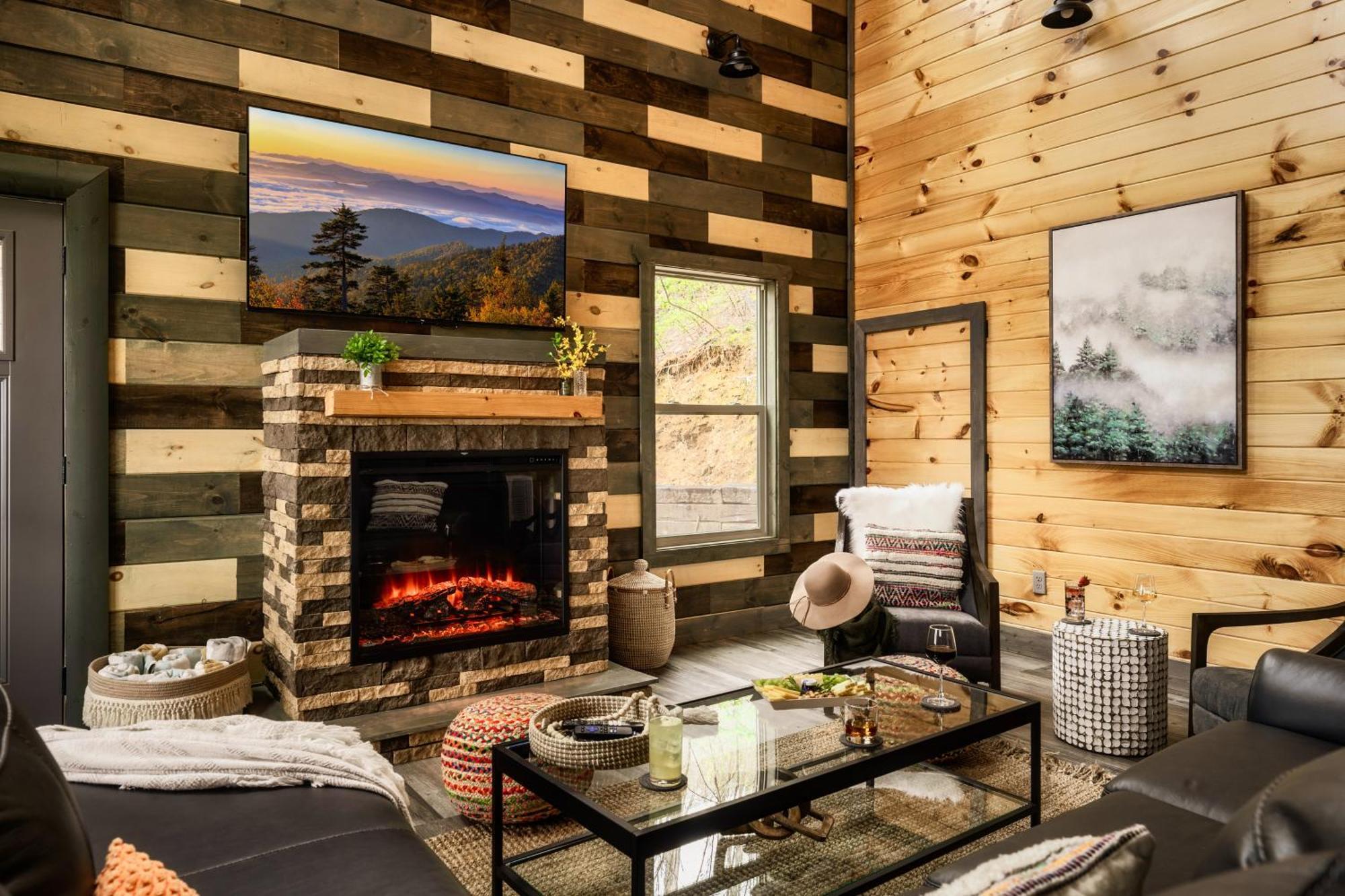 Mountainscape - Brand New Cabin W Views - Hottub - Firetable - Ps5 - Pooltable - 3 Pools แกตลิงเบิร์ก ภายนอก รูปภาพ